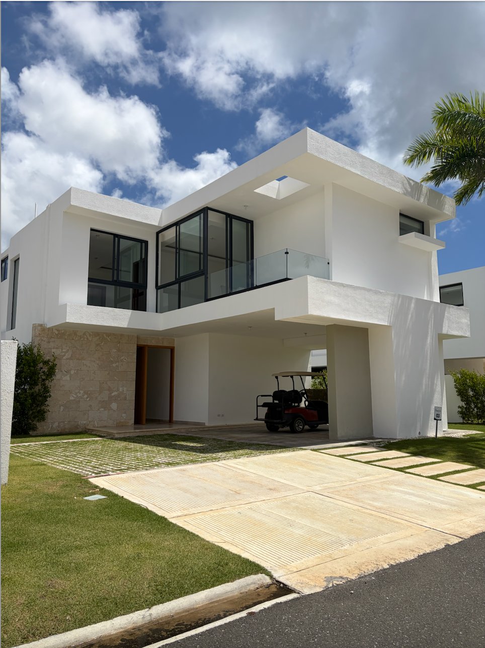 House in Juanillo, La Altagracia Province, Dominican Republic 1 - 18737009
