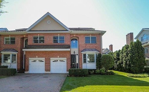 Condominio a Great Neck, New York, Stati Uniti 1