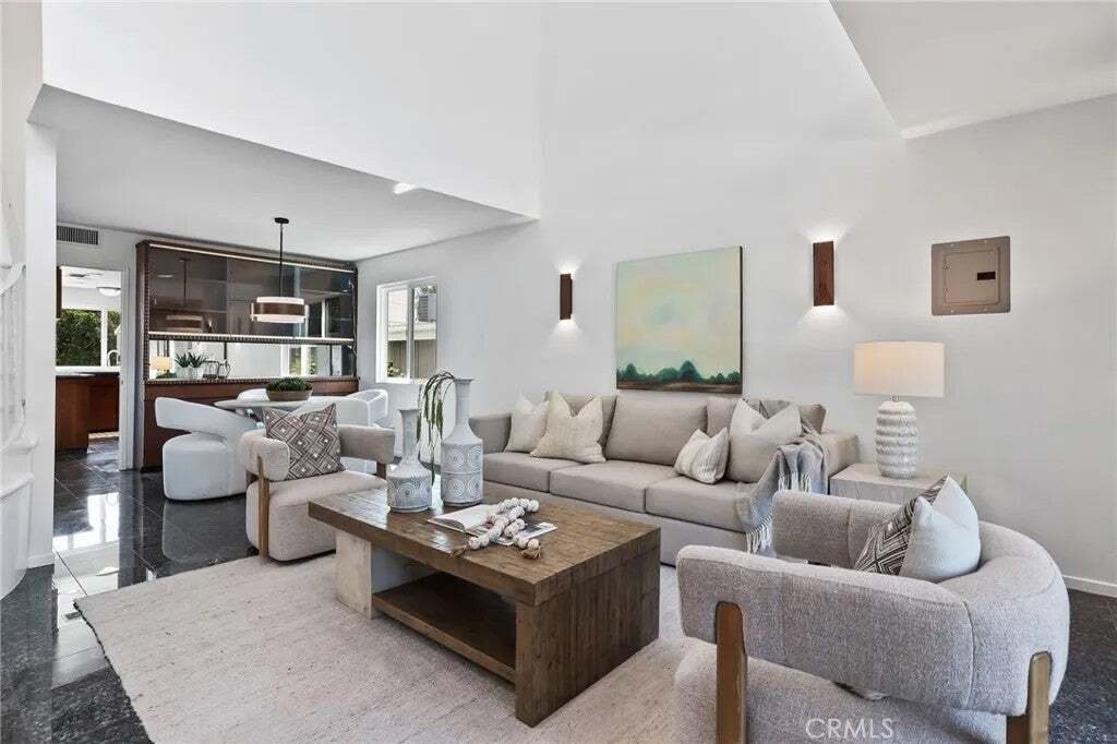 Casa a Signal Hill, California, Stati Uniti 2 - 18736034