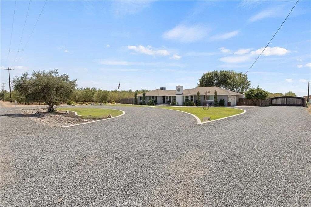 Casa en Visalia, California, Estados Unidos 4 - 18736014