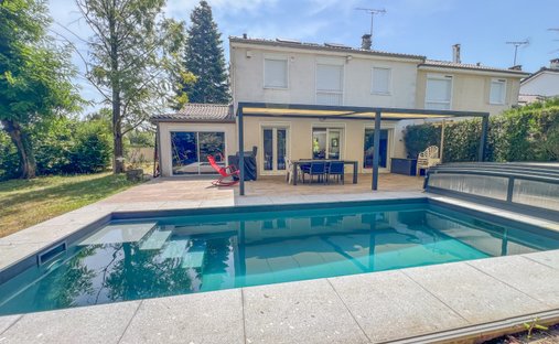 Casa a Le Mesnil-Saint-Denis, Isola di Francia, Francia 1
