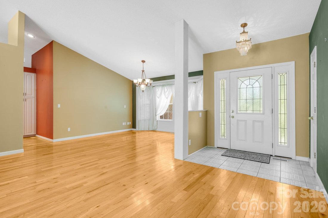 Haus in Hendersonville, North Carolina, Vereinigte Staaten 5 - 18734132