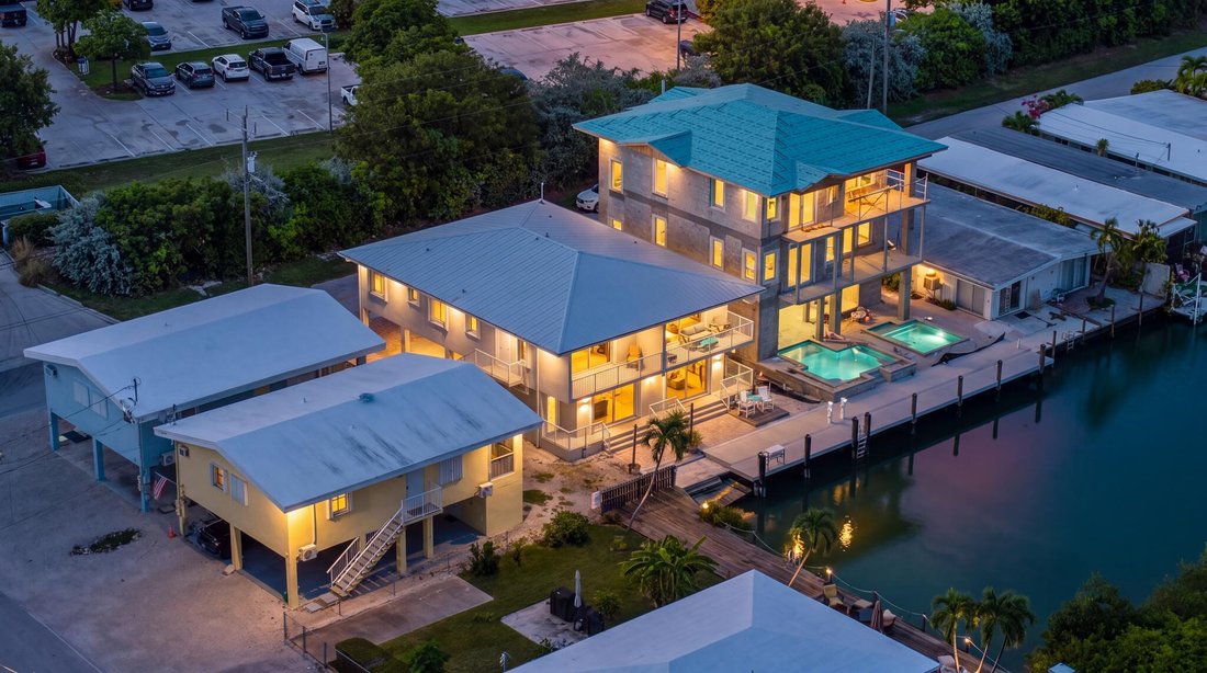 Maison à Key Colony Beach, Floride, États-Unis 1 - 18734487