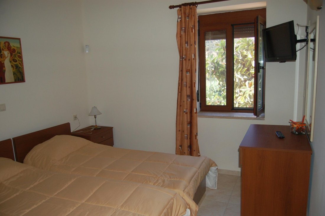 Apartment in Gazi, Greece 4 - 18732596