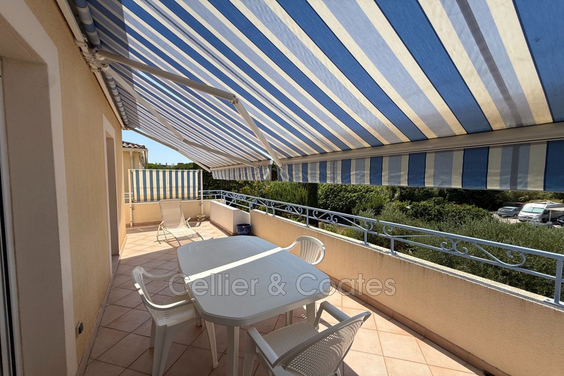 Apartment in Le Lavandou, Provence-Alpes-Côte d'Azur, France 1 - 18733207