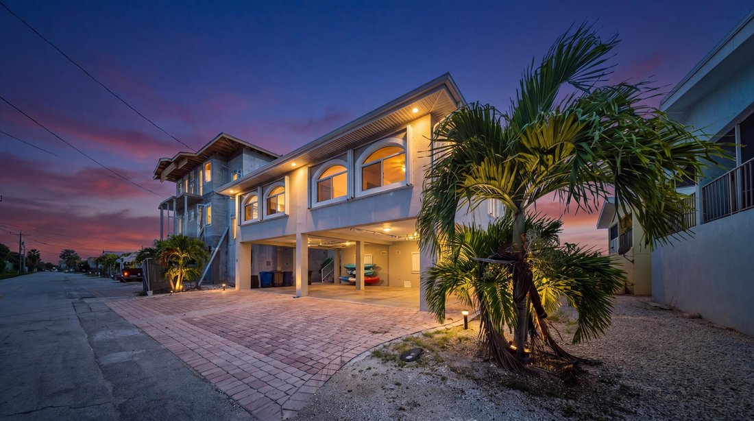 Maison à Key Colony Beach, Floride, États-Unis 2 - 18734487