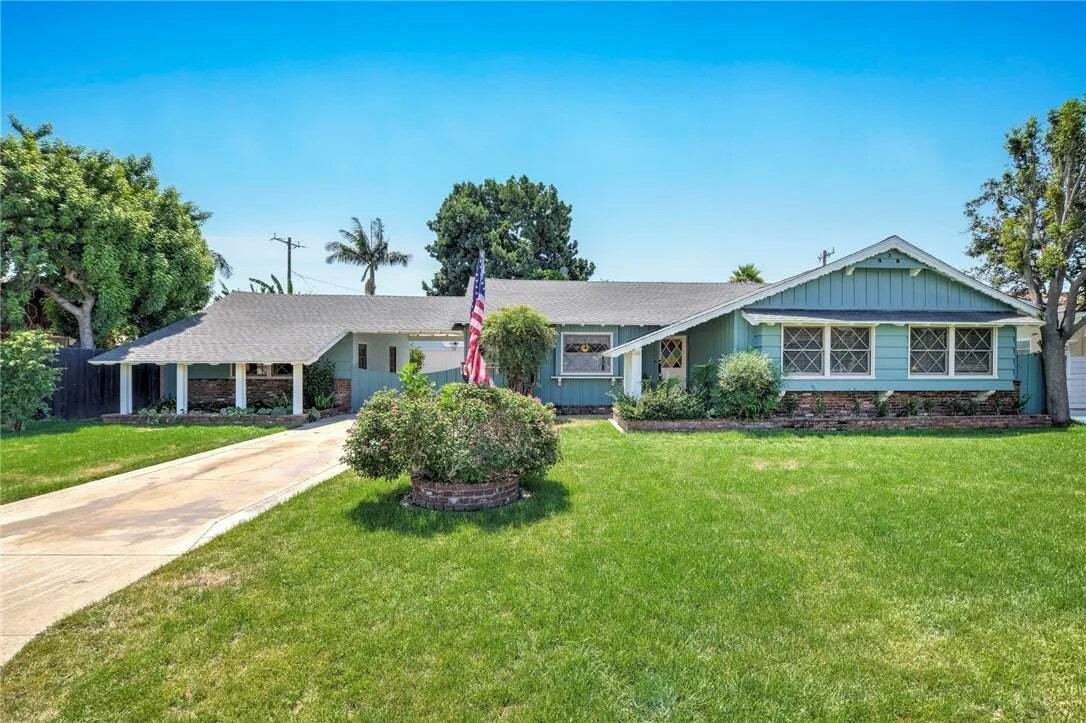 House in Bellflower, California, United States 2 - 18736095