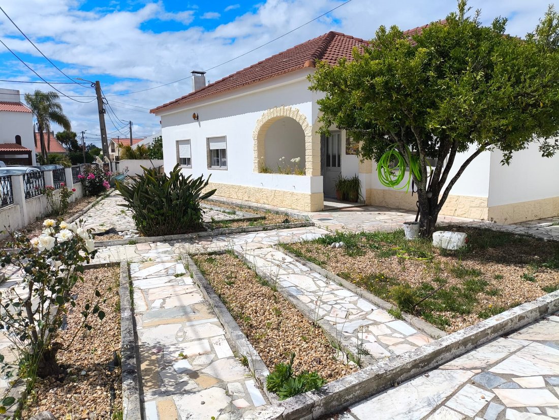 Casa en Grandola y Santa Margarida da Serra, Setúbal Municipality, Portugal 1 - 18737675
