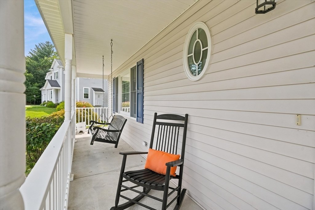 House in Woburn, Massachusetts, United States 3 - 18735395