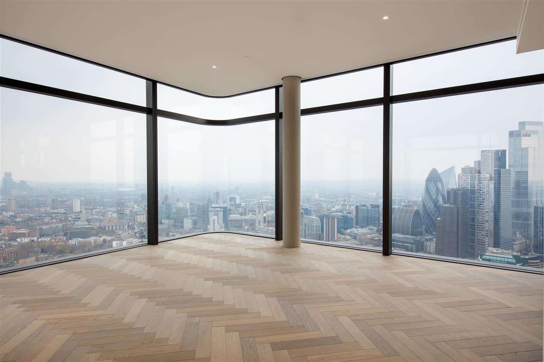 Apartment in EC2, Islington, England 4 - 16741185