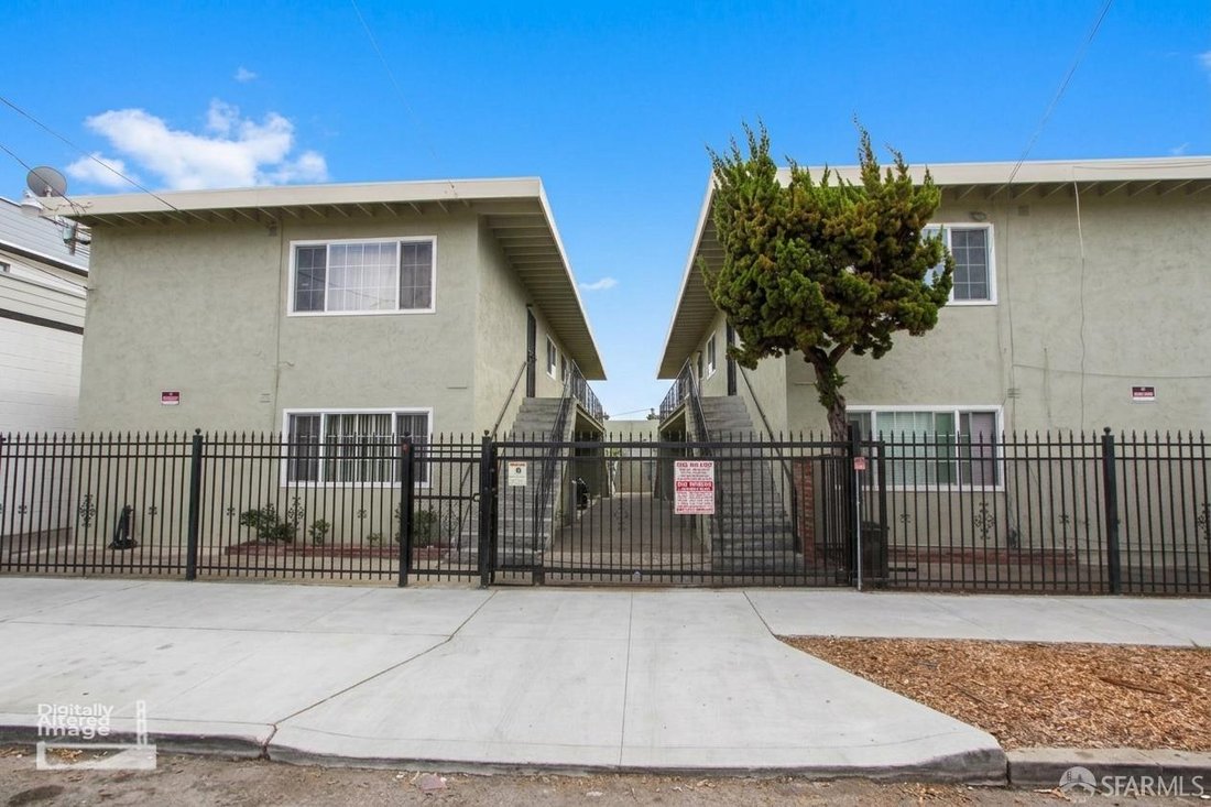 Oakland, California, United States 1 - 18735123
