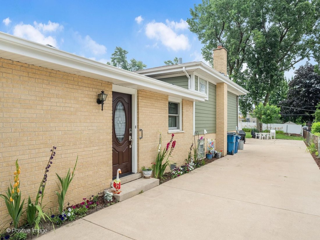 House in Elmhurst, Illinois, United States 2 - 18735549