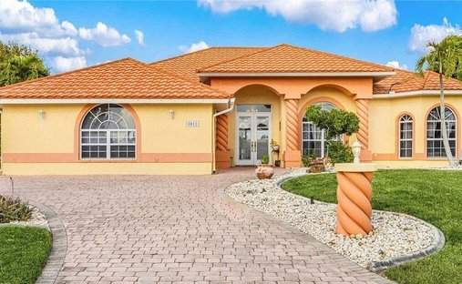 Casa en Cabo Coral, Florida, Estados Unidos 1