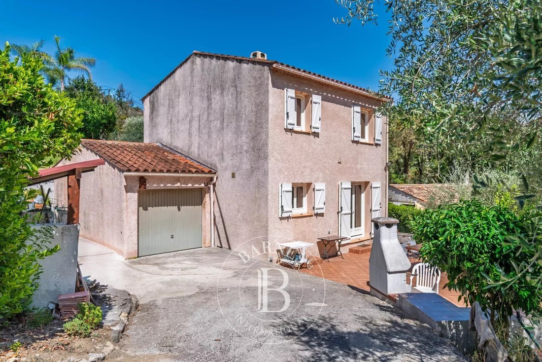 Casa a Valle Verde-Issarts-Vignasses, Biot, Francia 2 - 18733482