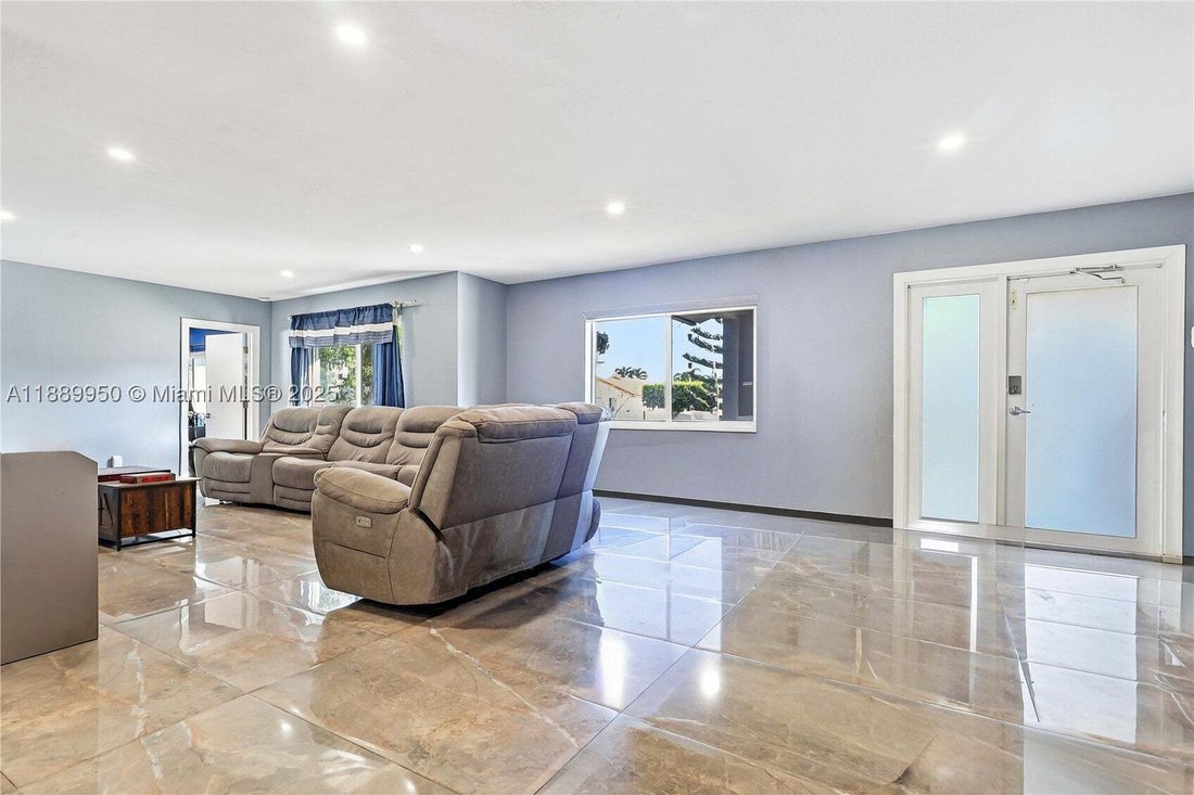 Maison à Doral, Floride, États-Unis 3 - 17208561
