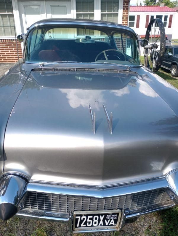 Sedan in Glendale, United States 4 - 18739235