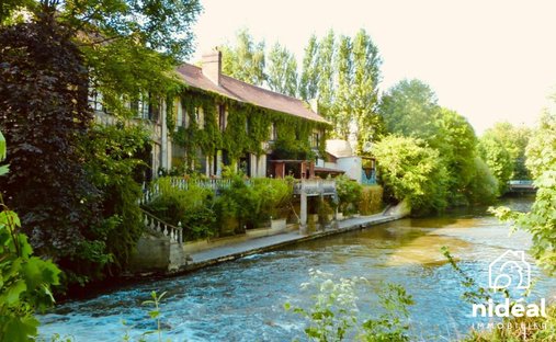 Maison à Pampoule-La Ravine, Louviers, France 1