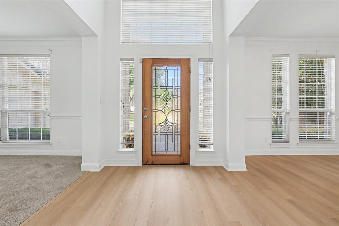 Casa a Spicewood, Texas, Stati Uniti 4 - 18738840