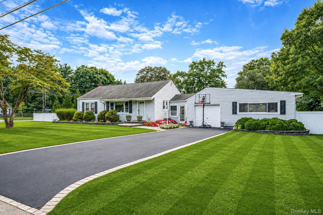 Casa en Smithtown, Nueva York, Estados Unidos 3 - 18739326