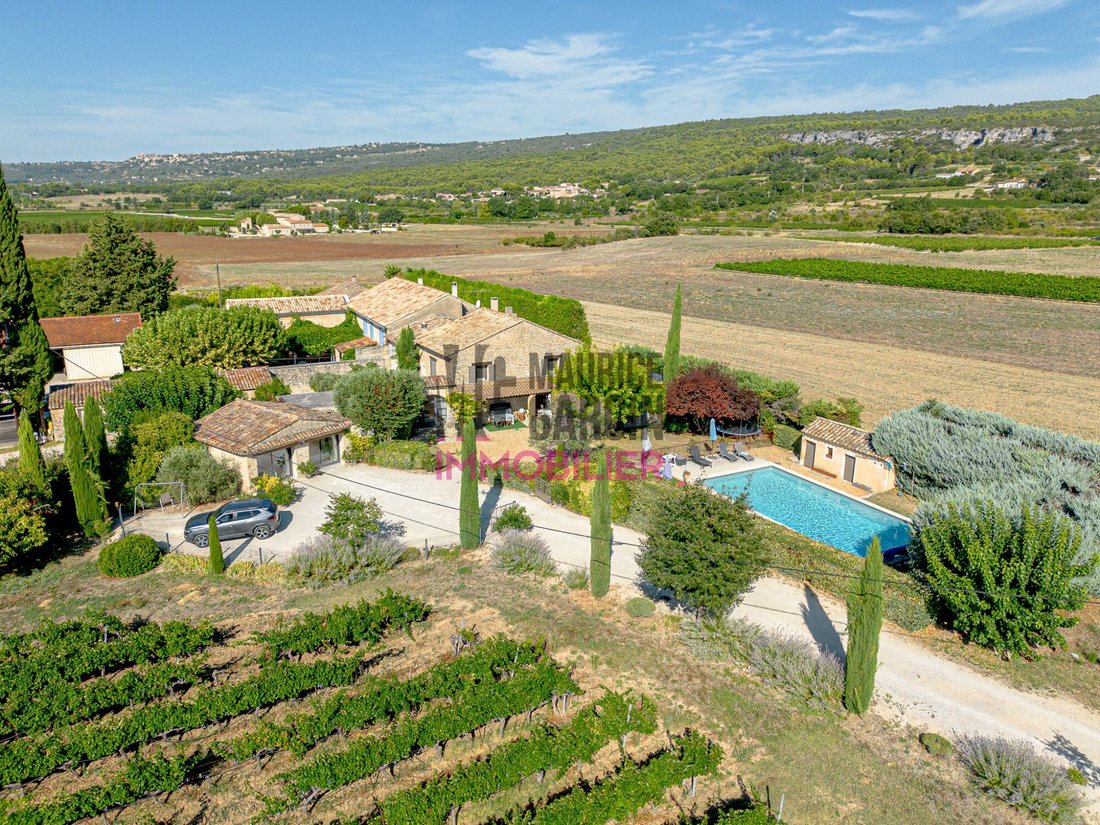 Haus in Joucas, Provence-Alpes-Côte d'Azur, Frankreich 1 - 18738115