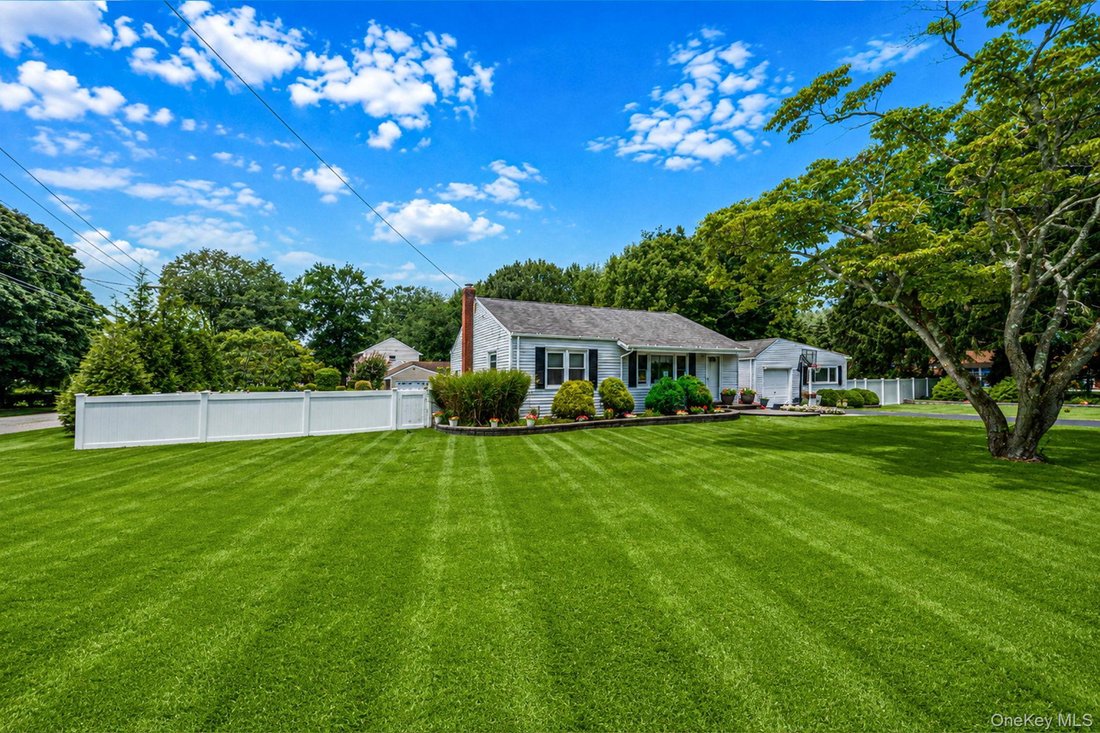 Casa en Smithtown, Nueva York, Estados Unidos 4 - 18739326