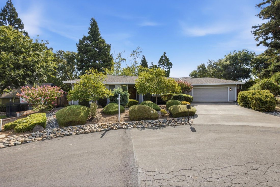 Maison à Fair Oaks, Californie, États-Unis 1 - 18739039