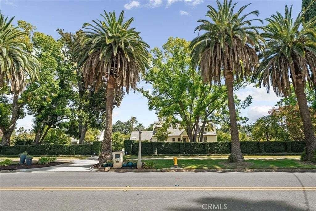 Maison à Redlands, Californie, États-Unis 3 - 18739138