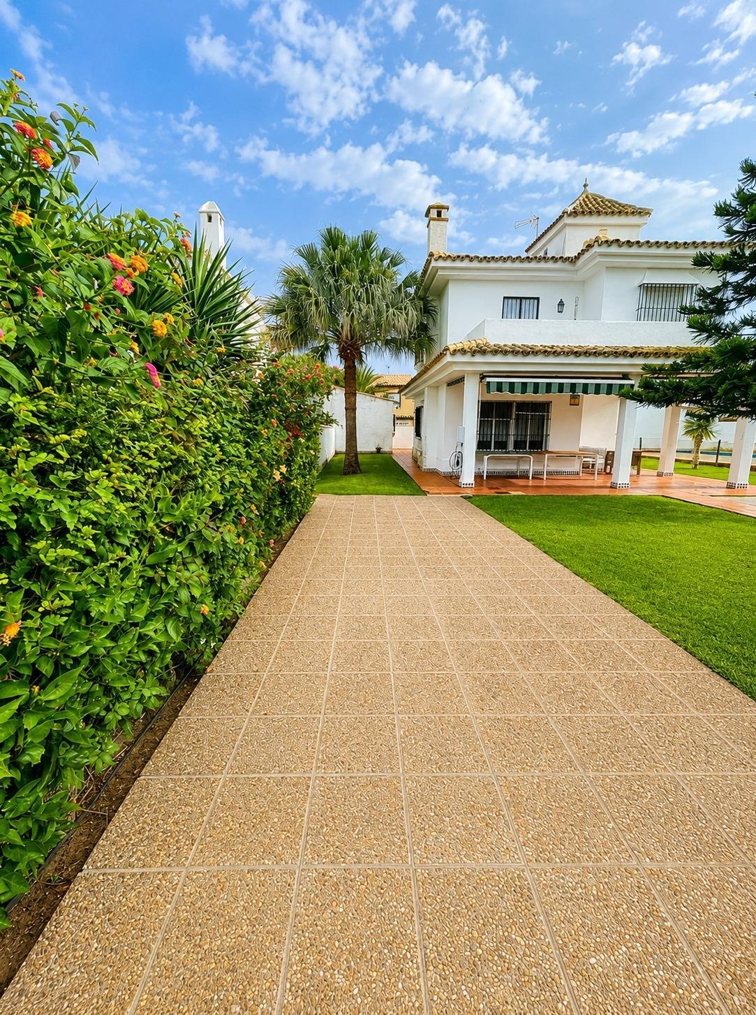 Villa en Chiclana de la Frontera, Andalucía, España 3 - 15835398