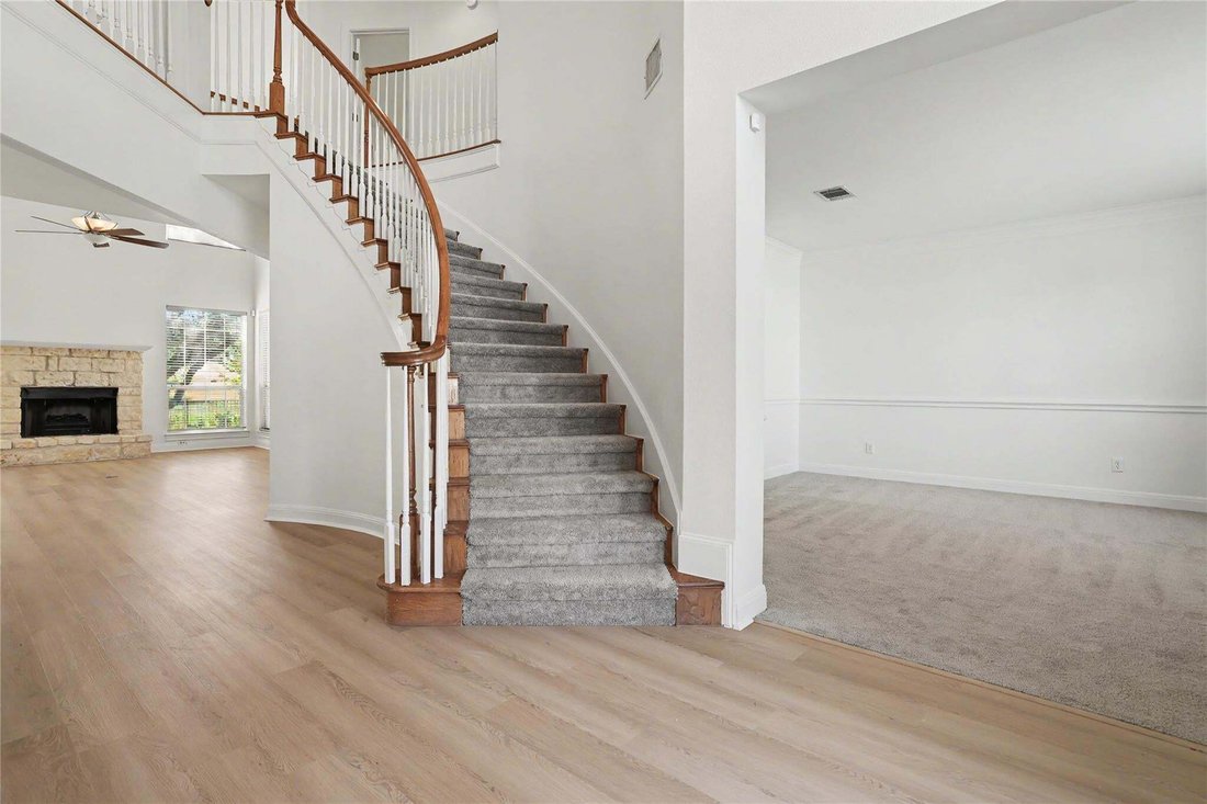 Casa a Spicewood, Texas, Stati Uniti 5 - 18738840