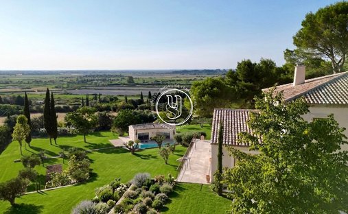 Villa a Arles, Provenza-Alpi-Costa Azzurra, Francia 1
