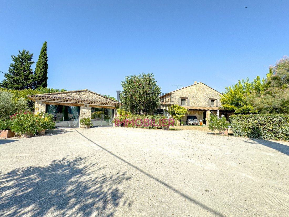 Haus in Joucas, Provence-Alpes-Côte d'Azur, Frankreich 2 - 18738115