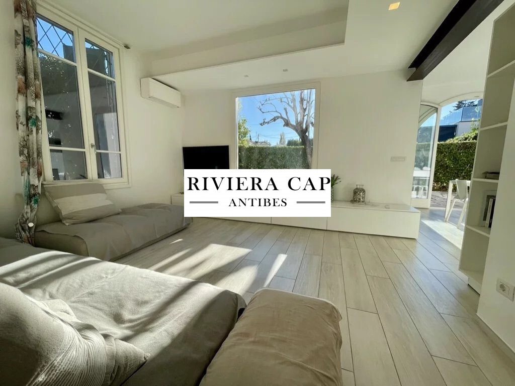 Appartement à Antibes, Provence-Alpes-Côte d'Azur, France 2 - 18738108