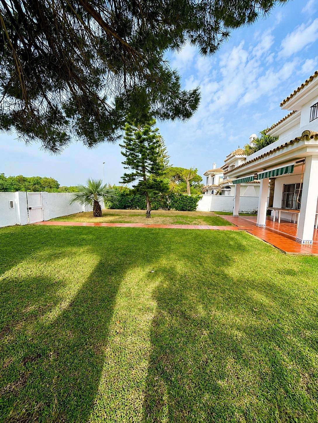 Villa en Chiclana de la Frontera, Andalucía, España 5 - 15835398