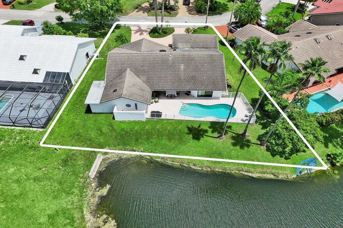 House in Coral Springs, Florida, United States 3 - 18738548