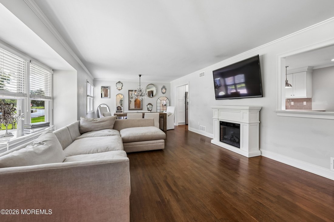 Casa a Marlboro, New Jersey, Stati Uniti 4 - 18738889