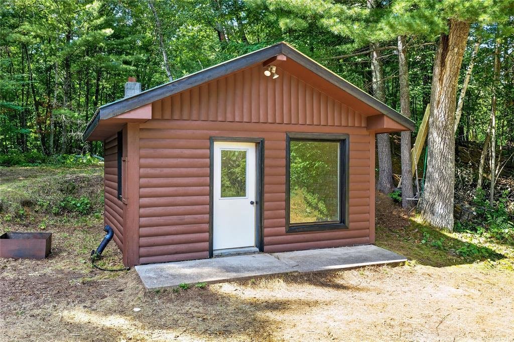 Casa a Shell Lake, Wisconsin, Stati Uniti 1 - 18738964