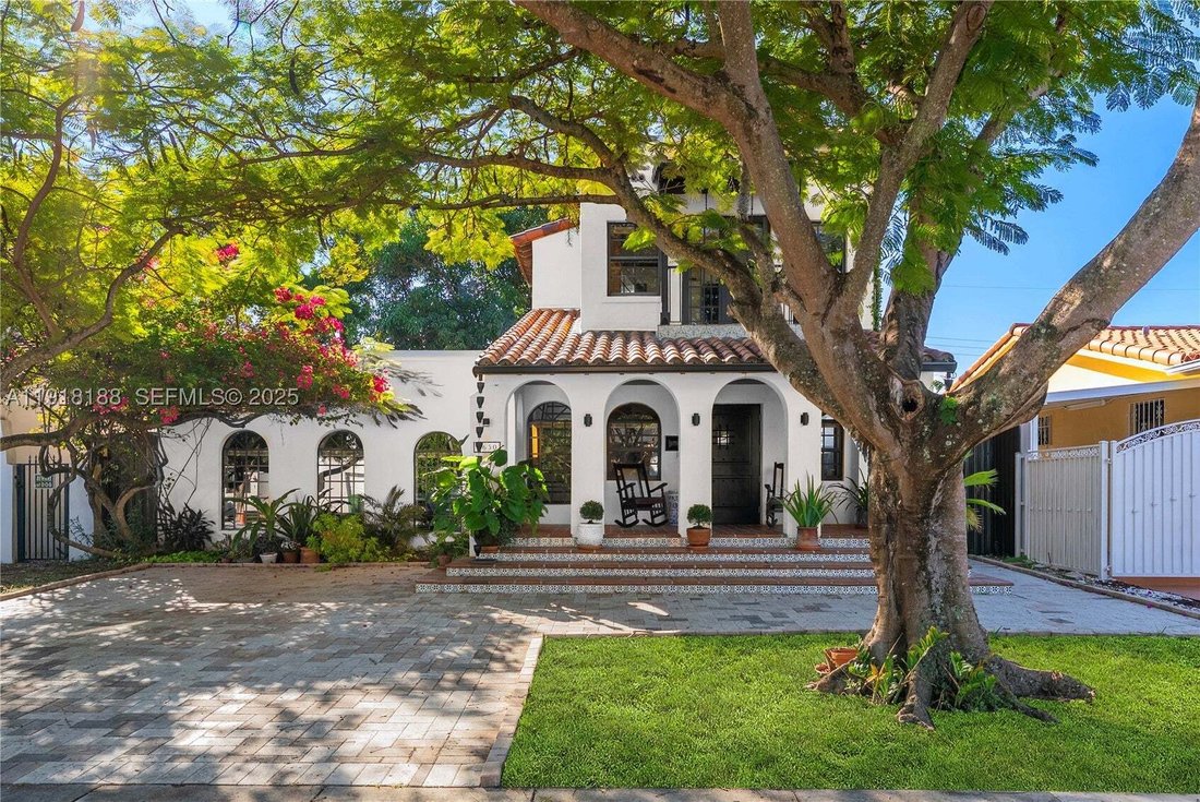 House in Miami, Florida, United States 2 - 16785332