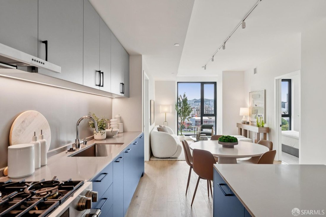 Condo in San Francisco, California, United States 4 - 18738514
