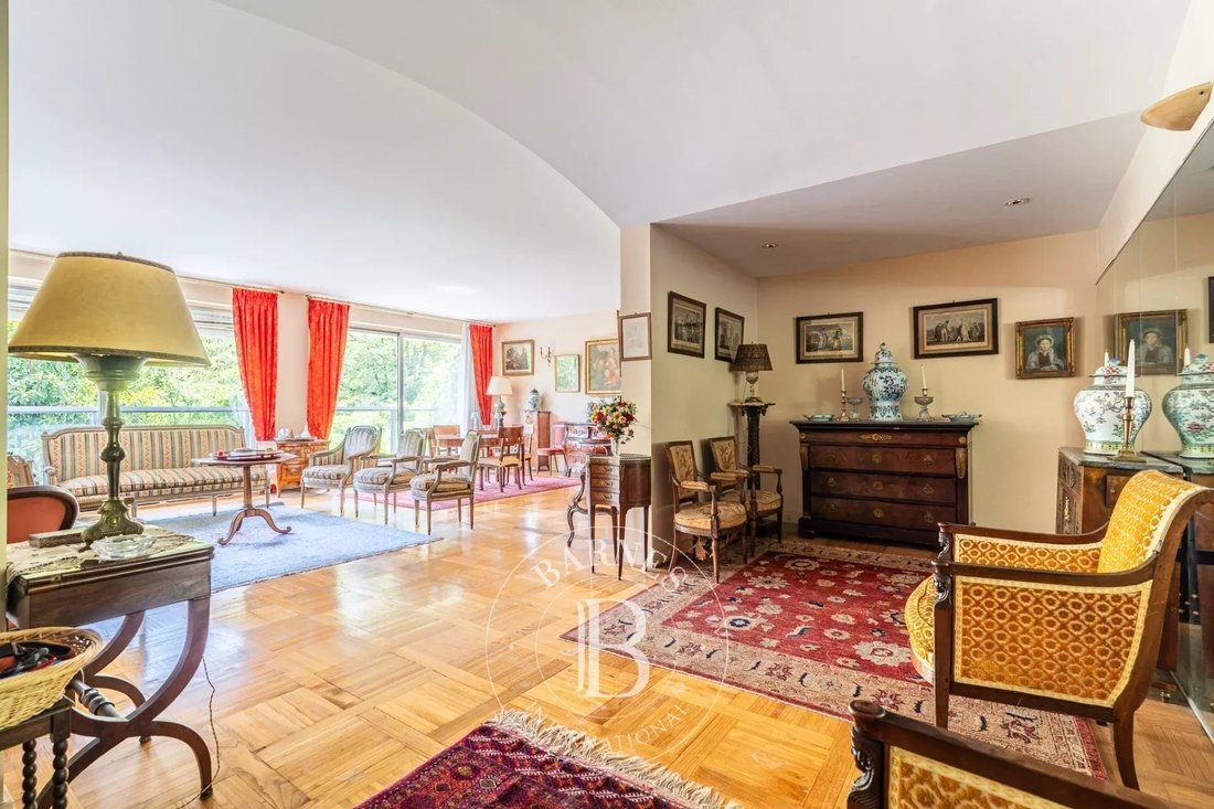 Appartamento a Porte Dauphine, Paris 16e Arrondissement, Parigi 2 - 18739282
