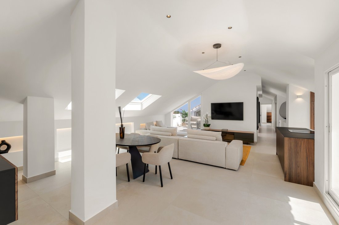 Penthouse in Nueva Andalucia, Marbella, Spain 5 - 18538369