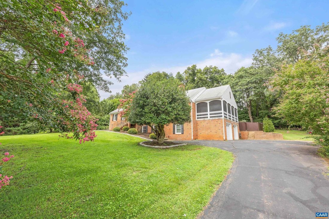 House in Charlottesville, Virginia, United States 3 - 18386484