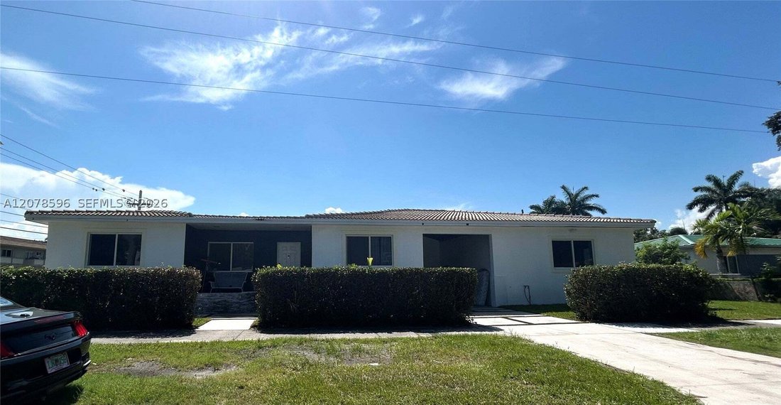 House in Miami Springs, Florida, United States 1 - 18738473
