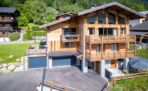Chalet in Morzine, Auvergne-Rhône-Alpes, France 1