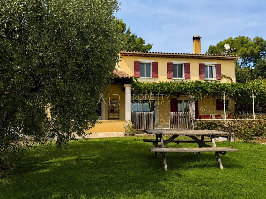 Maison à Lauris, Provence-Alpes-Côte d'Azur, France 4 - 18678357