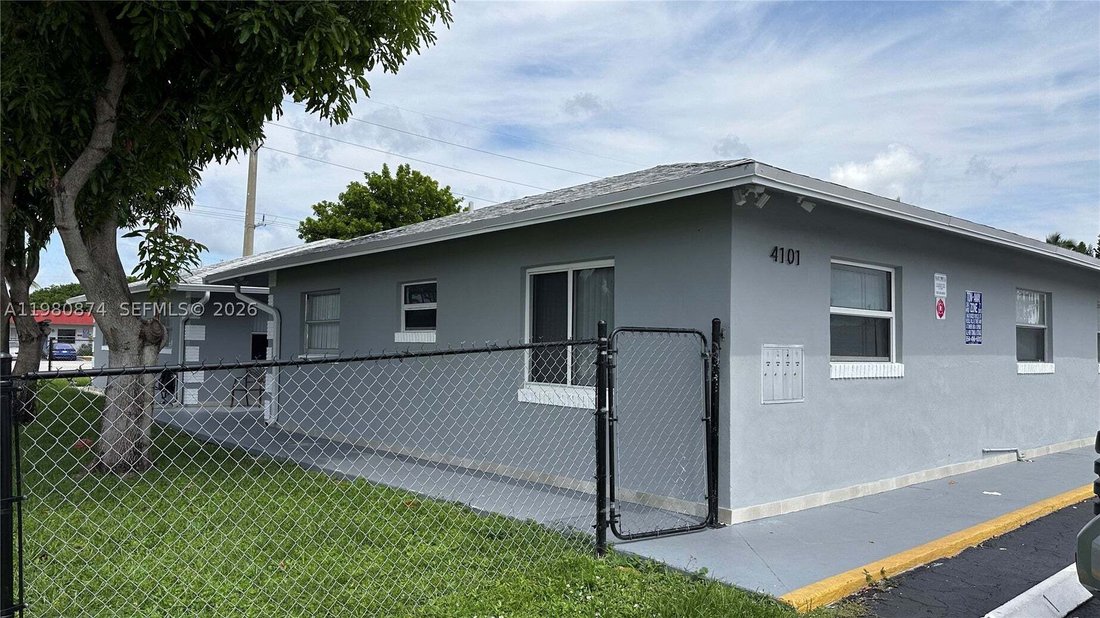 Fort Lauderdale, Florida, United States 2 - 17387954