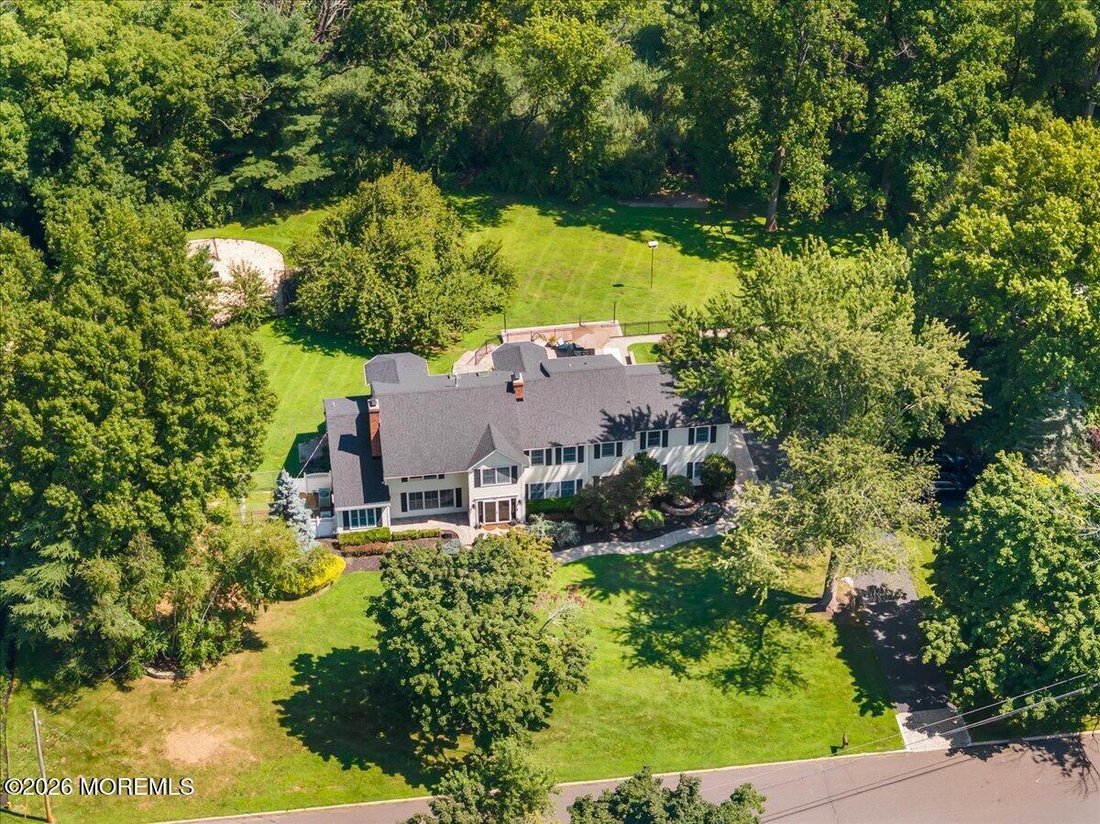 Casa en Colts Neck, Nueva Jersey, Estados Unidos 1 - 18739069