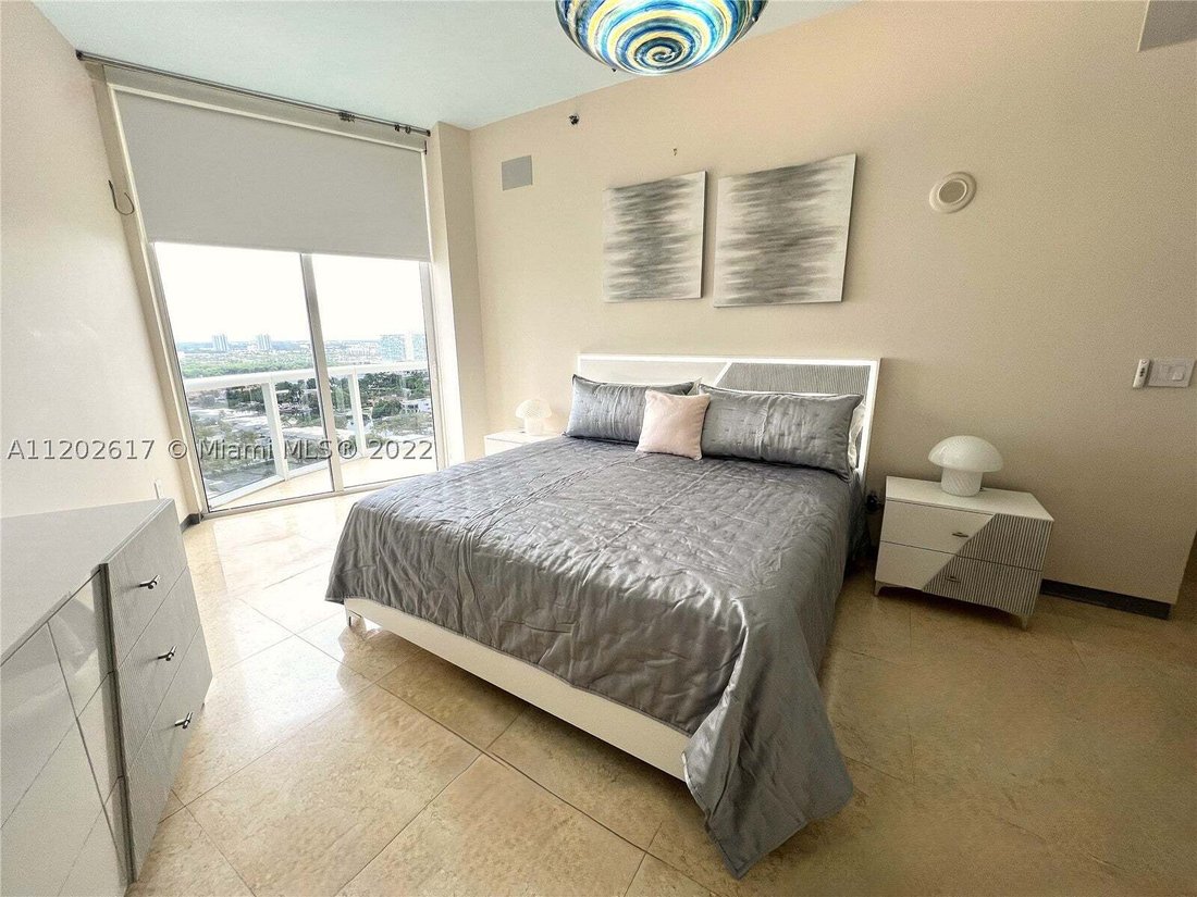 Appartement à Golden Beach, Floride, États-Unis 2 - 16638823