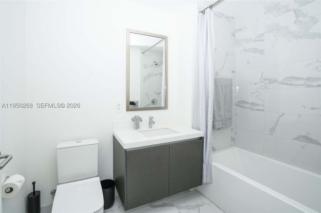 Condo in Miami, Florida, United States 5 - 16972764