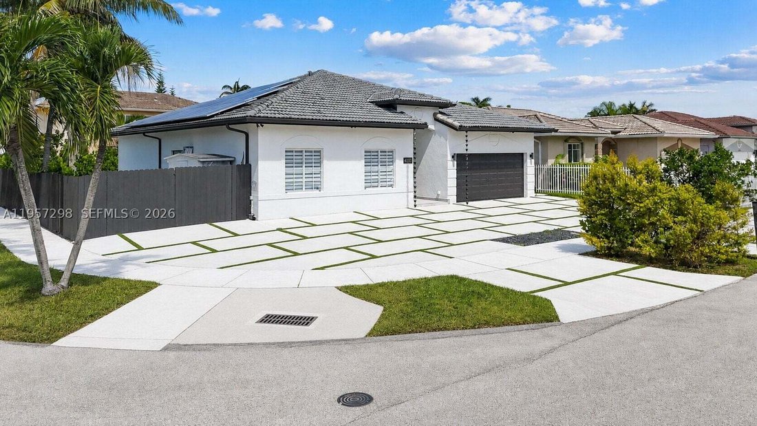 House in Miami, Florida, United States 2 - 17205879