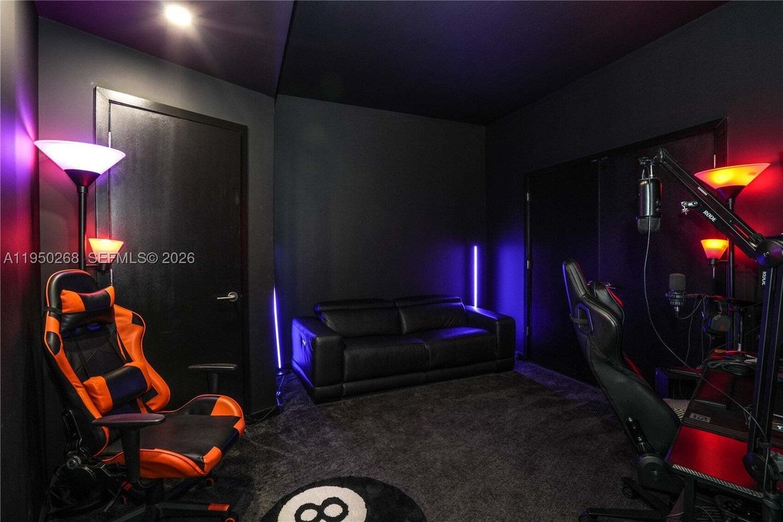 Condo in Miami, Florida, United States 2 - 16972764